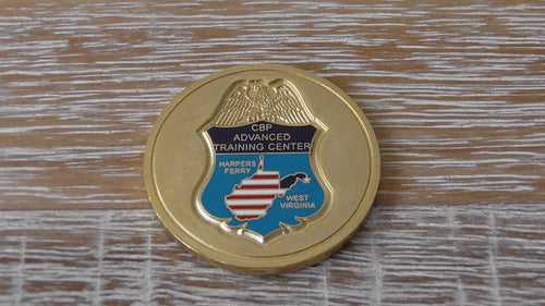 5608150