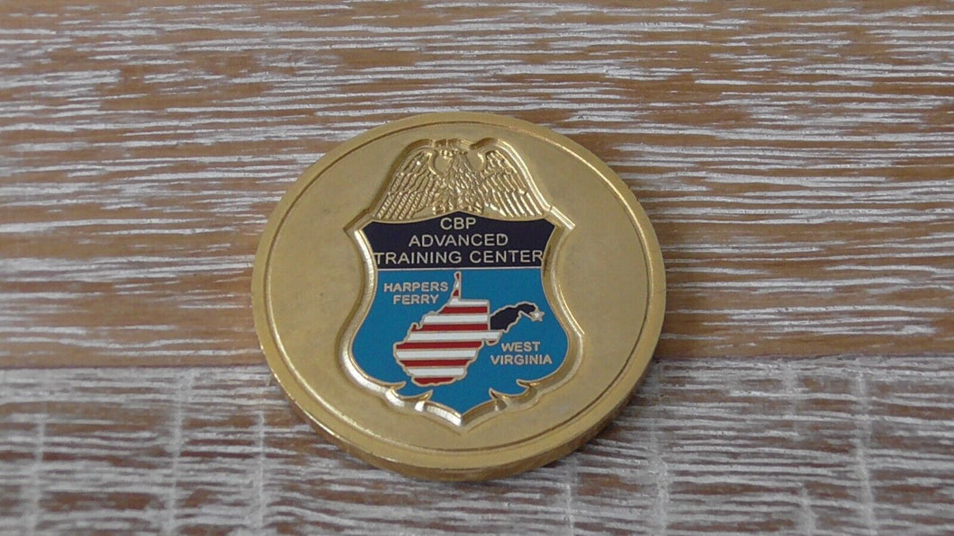 5608150